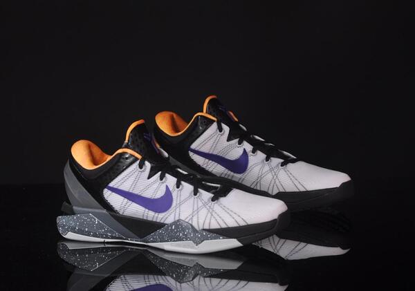 nike-zoom-kobe-vii-system-